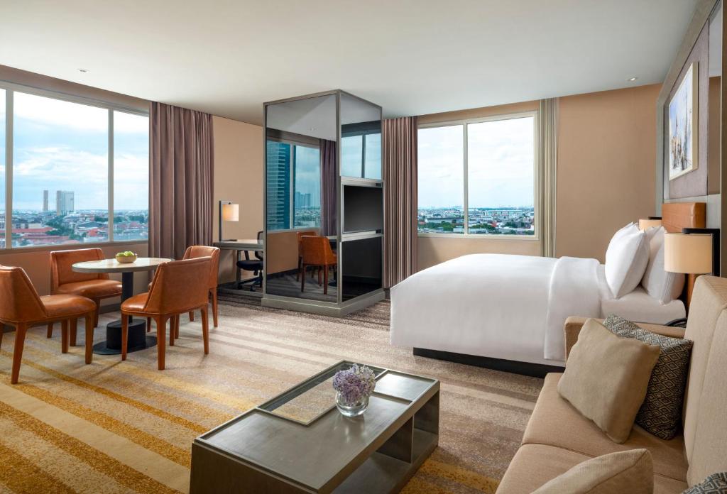 DoubleTree by Hilton Surabaya