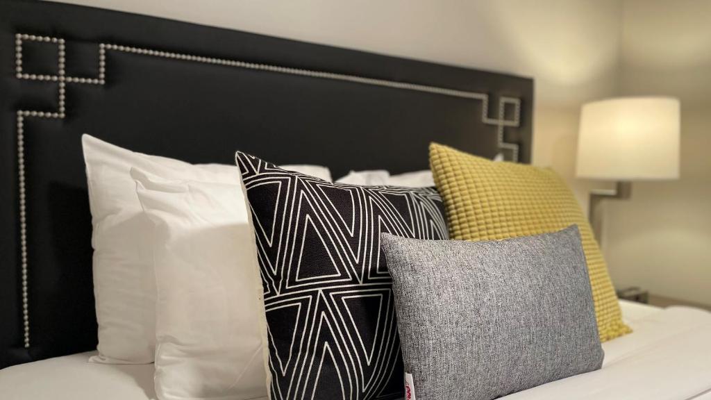 Riverfront Park Travel Apartments