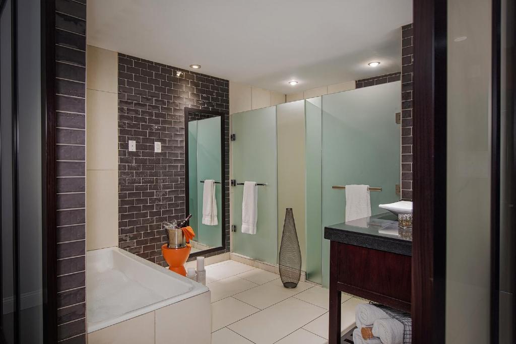 Ravel Hotel Trademark Collection by Wyndham