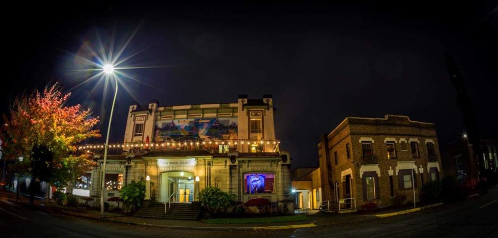 Centralia Square Grand Ballroom and Vintage Hotel (Centralia)