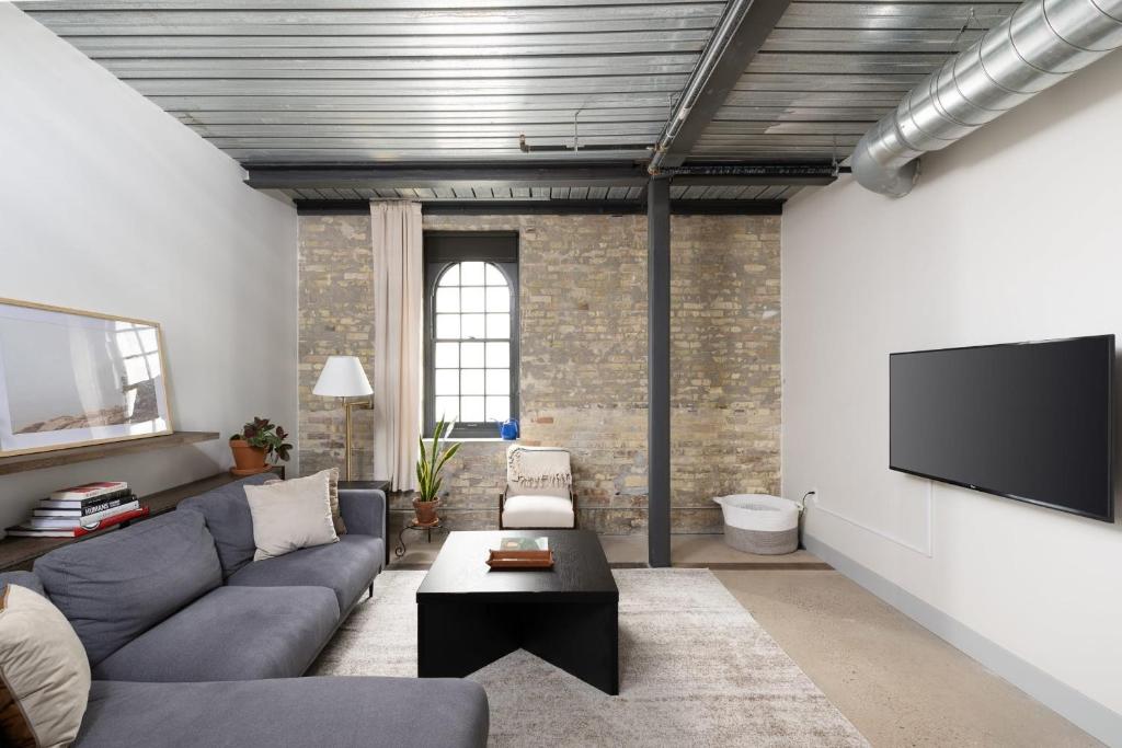 Flexhome Brewery District M11-FiservGymParking