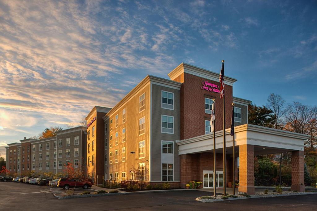 Hampton Inn & Suites Exeter (Exeter)