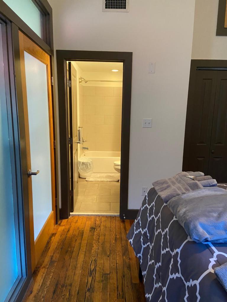 Charming 2 bedroom apartment near VCU