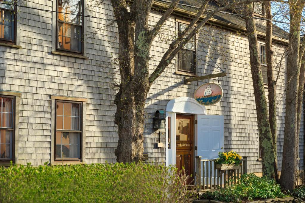 Seven Sea Street Inn (Nantucket)