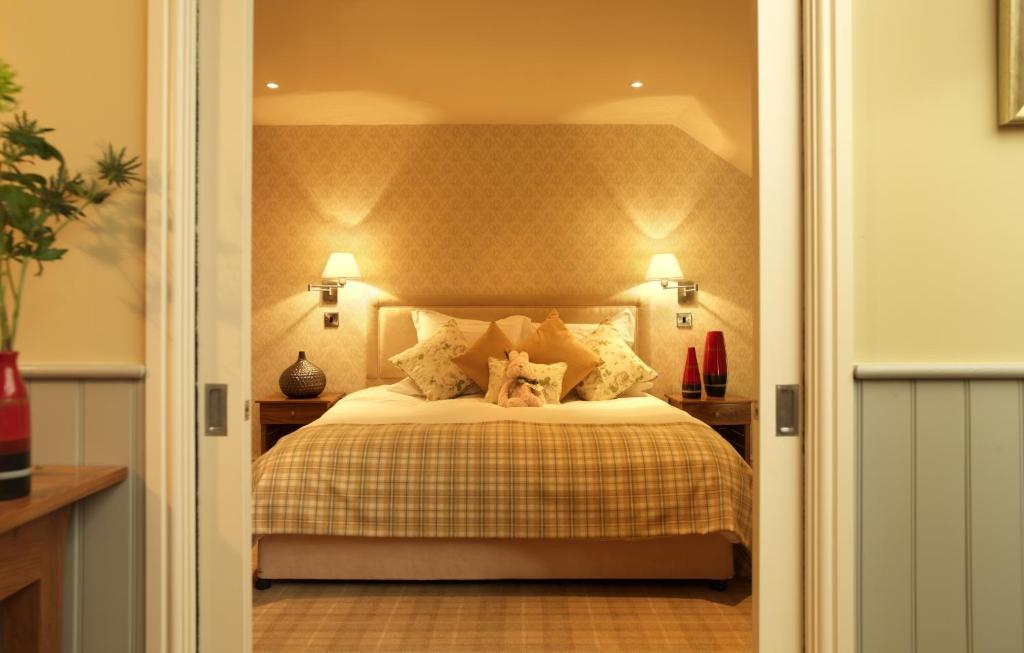 Feversham Arms Hotel & Verbena Spa (Helmsley)