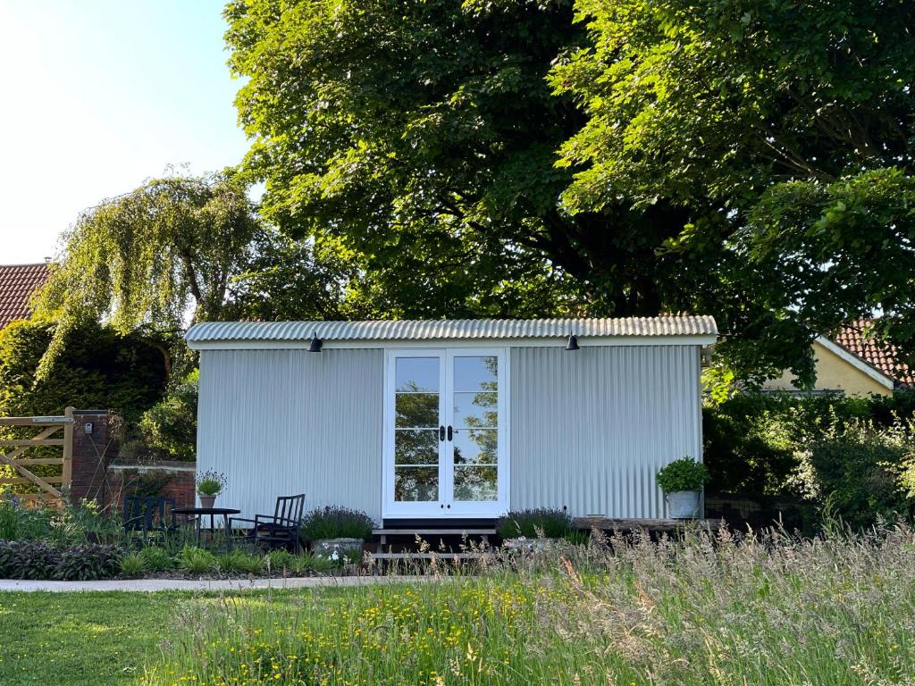 Shepherds hut in Durhams idyllic countryside (Durham)