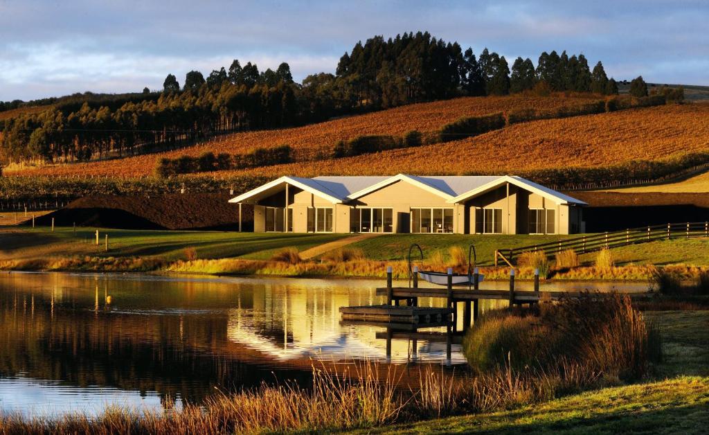 Relbia Lodge (Relbia)