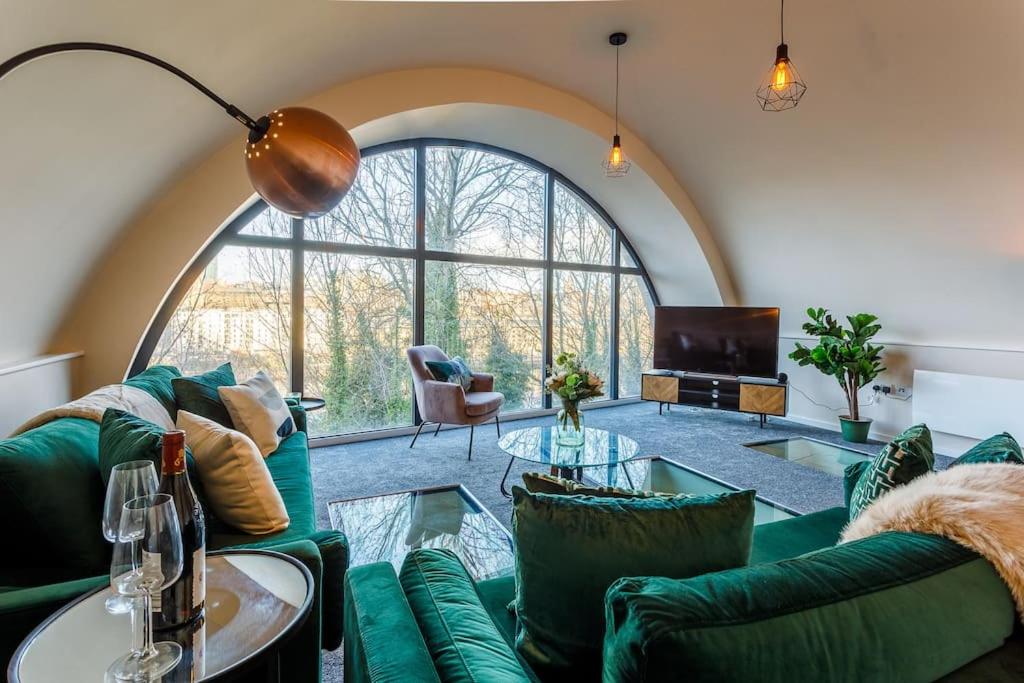 Stylish Duplex 5 min from centre