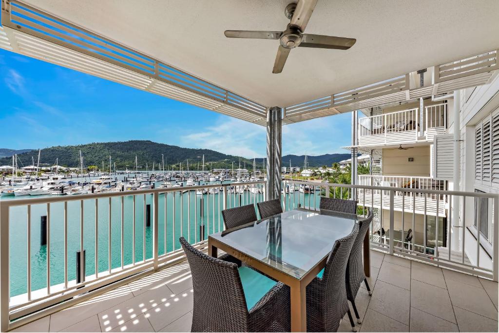 Marina Living with views and more