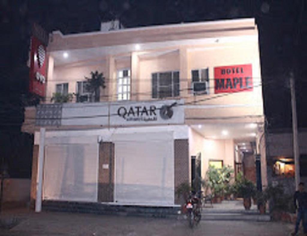 Hotel Maple