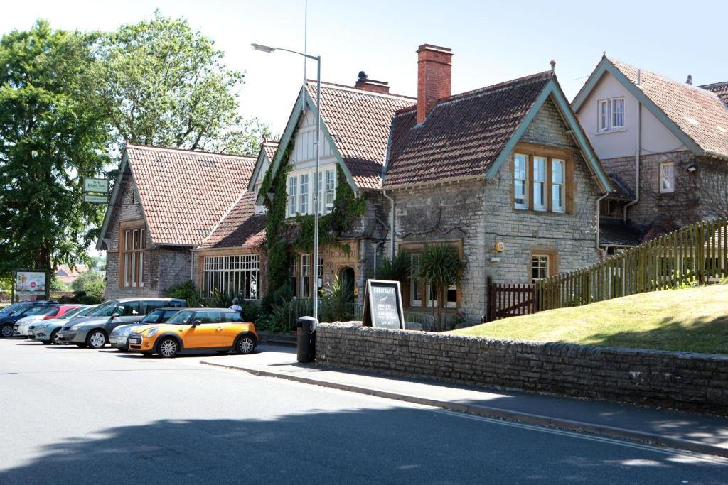 Bear Inn (Street)