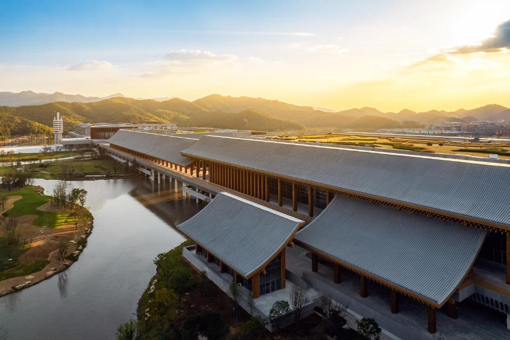 Ningbo International Conference Center Wonderland Hotel