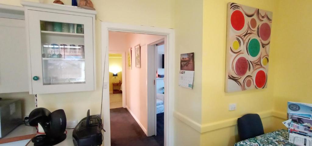 East Geelong - 2 bedrooms - Mimosa Cottage