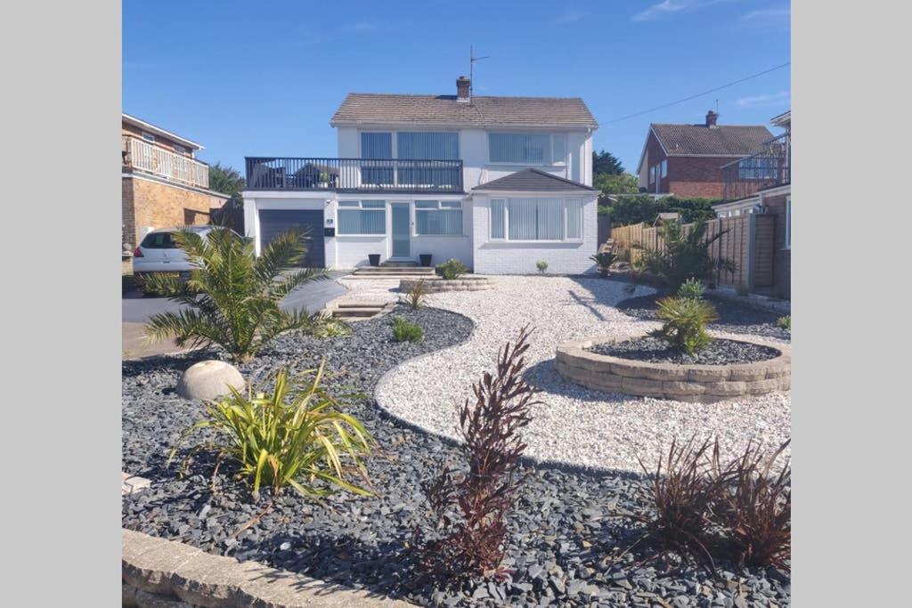 Detached House with Panoramic Sea Views (Cromer)