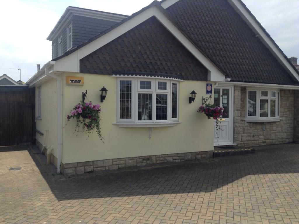 Bure Lodge (Christchurch)