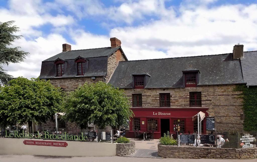 Logis Hotel (Paimpont)