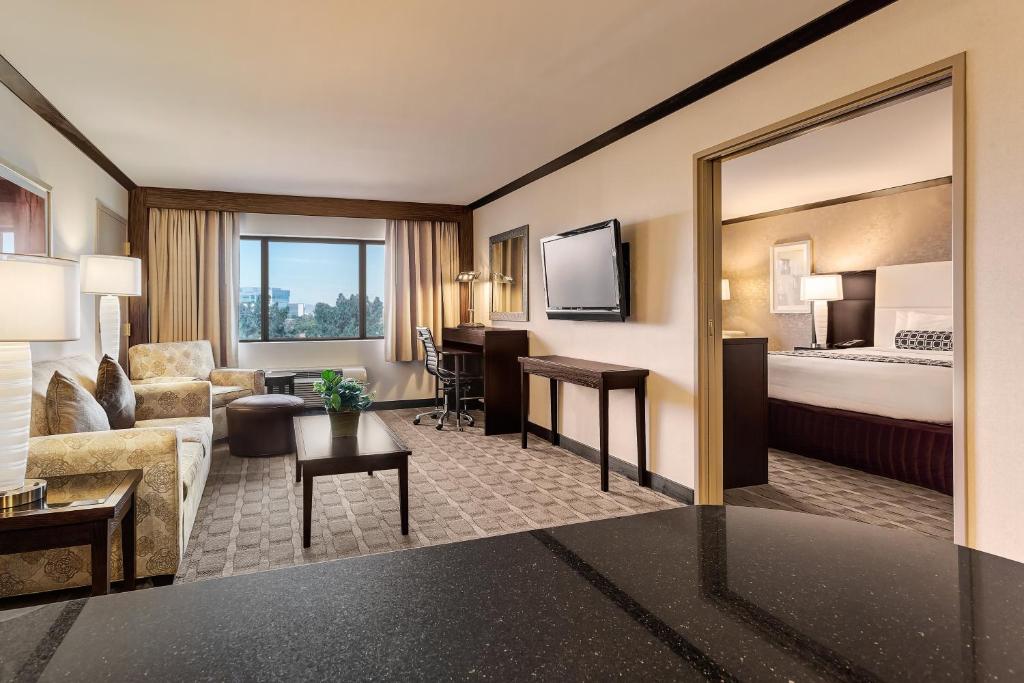 Crowne Plaza Hotel Foster City-San Mateo (Foster City)