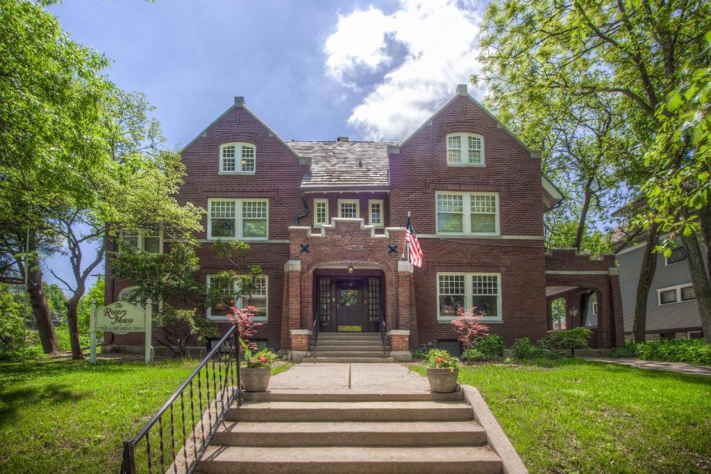 The Rogers House Inn Bed and Breakfast (Lincoln)