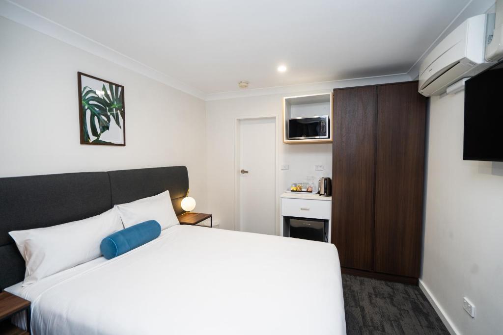 Littomore Hotels and Suites