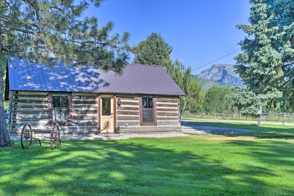 Montana Retreat Original Hamilton Log Cabin! (Hamilton)