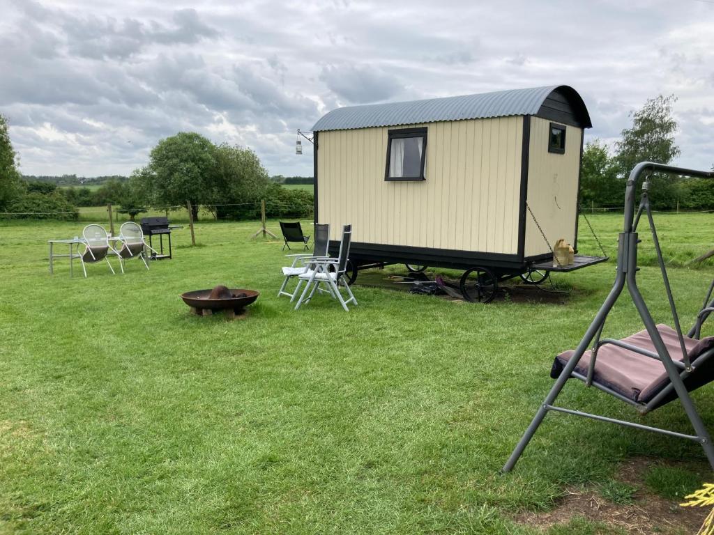 Bells Meadow Shepherds Hut (Kings Lynn)