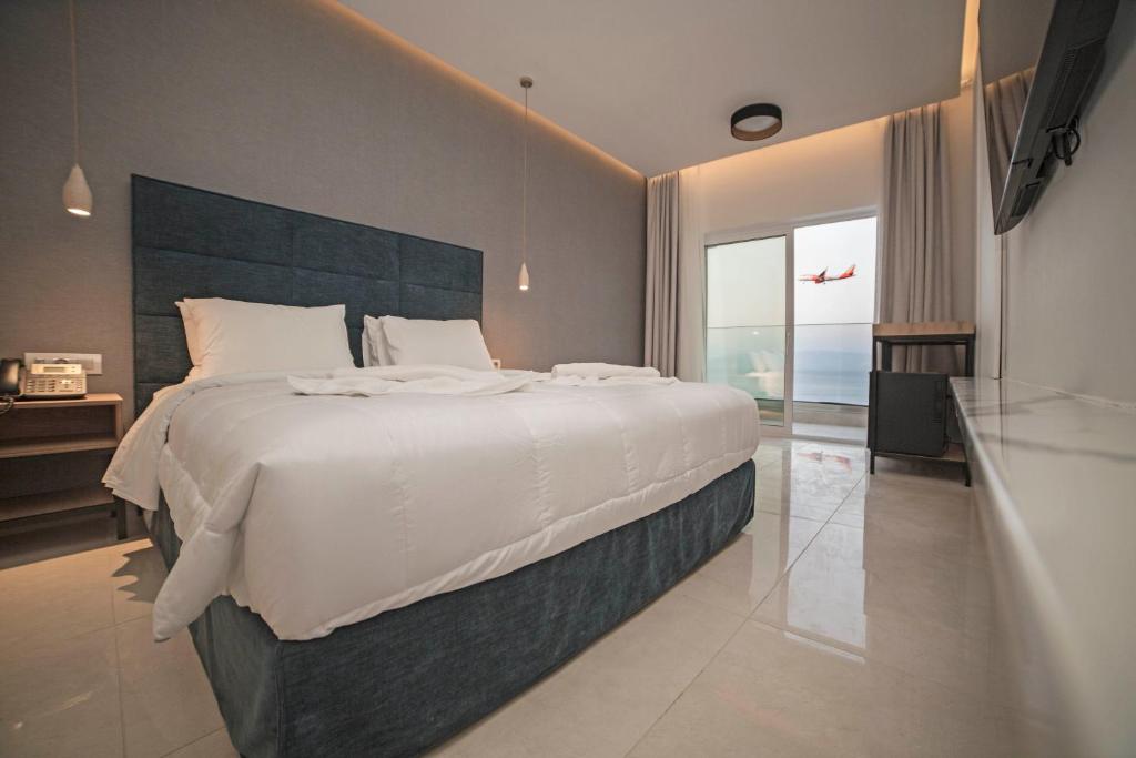 Ray Hotel Corfu Perama (Perama)
