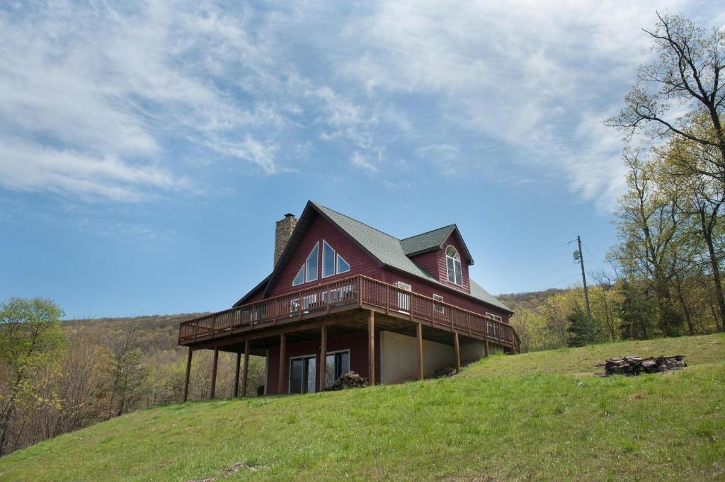 The Retreat at Upland Trail -Private 3BR (Berkeley Springs)