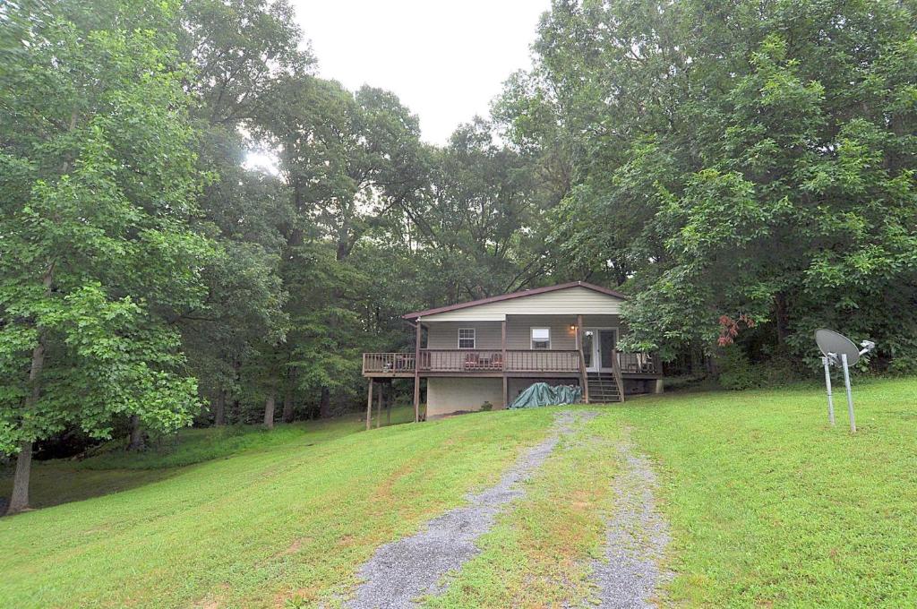 Davis Delight - Wonderful Country Home (Berkeley Springs)