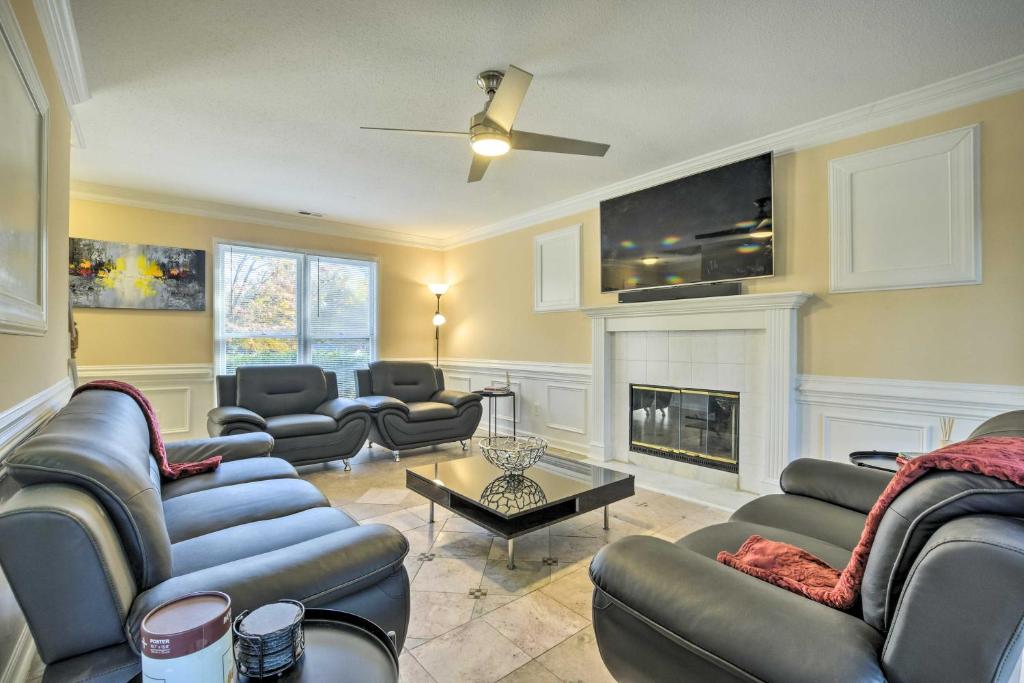 Welcoming Raleigh Home Near Dining and Shops!