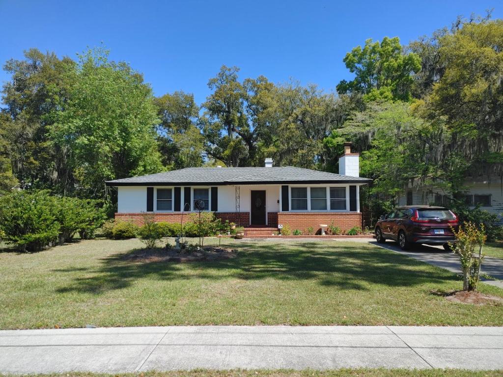The Kind House Hosting (Brunswick)