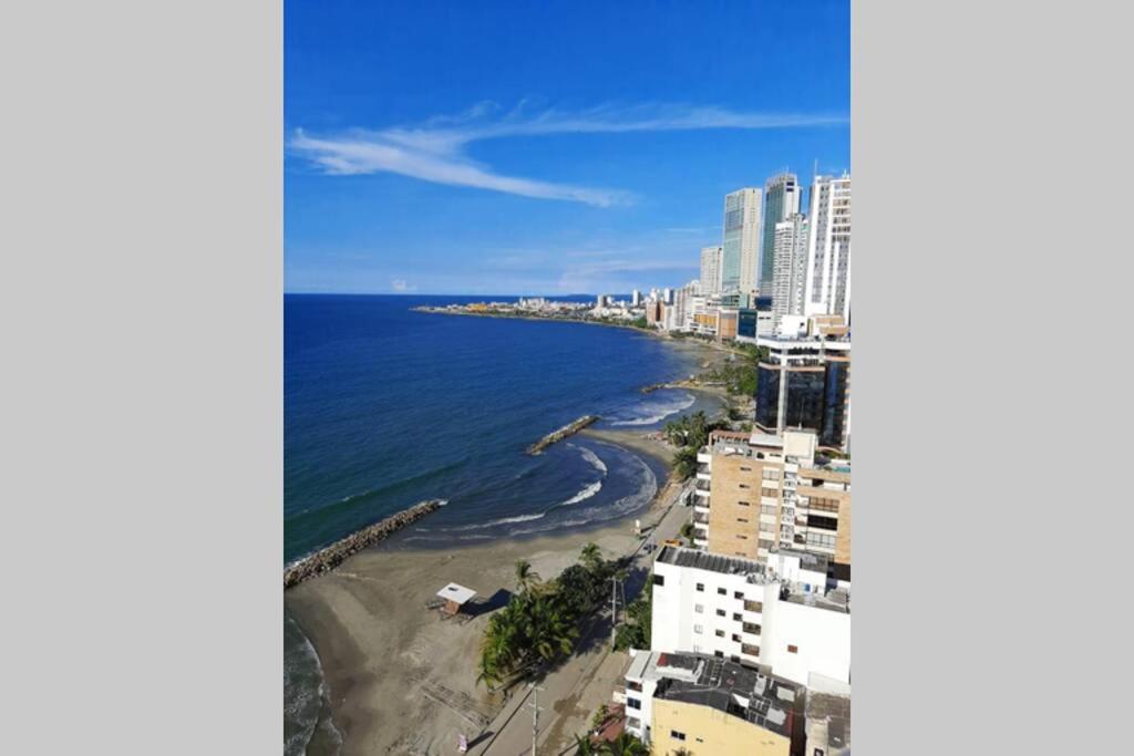 Apartamento con vista al mar piso 19 Bocagrande