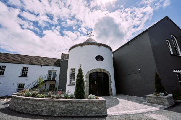 Dunadry Hotel And Gardens (Antrim)