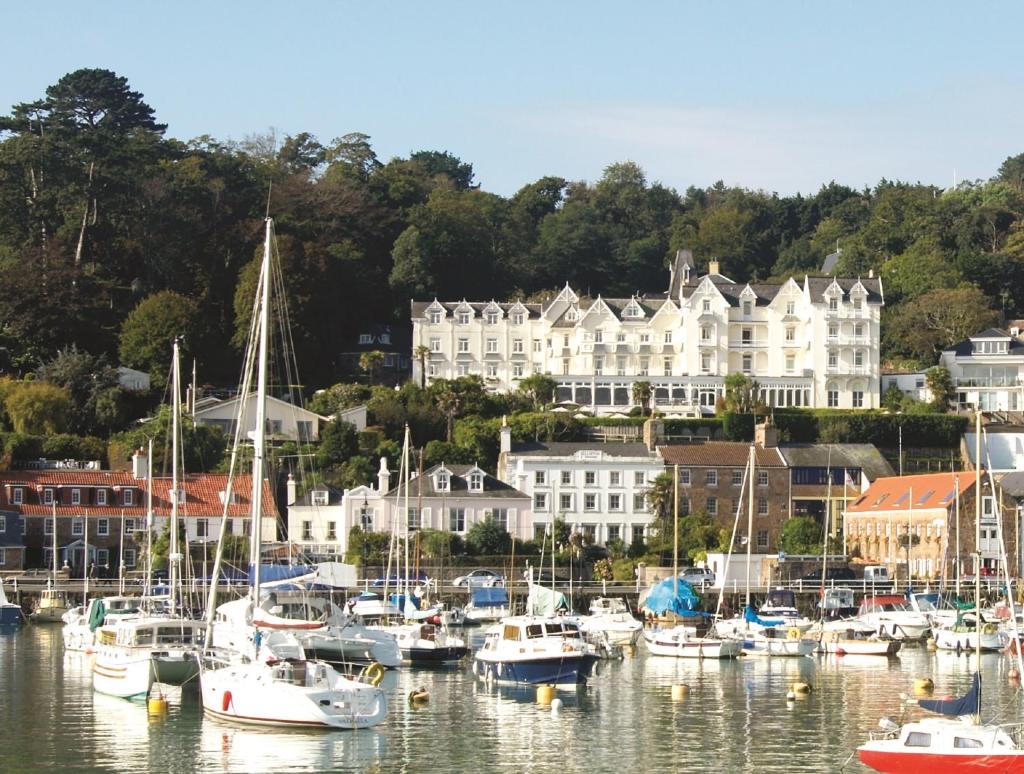 Somerville Hotel (Saint Aubin)