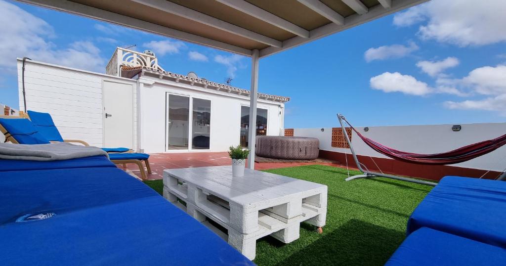 St George's House Rooftop Terrace (Telde)