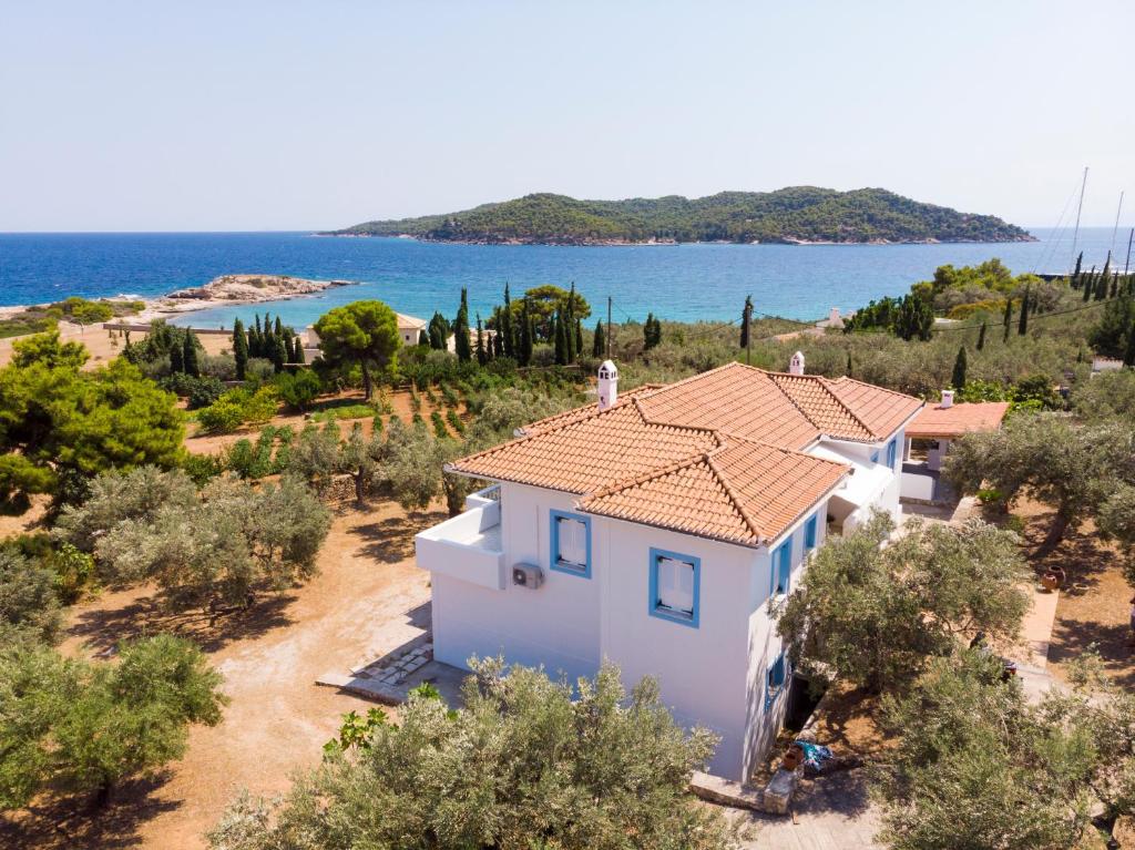 KIOUSIS ESTATE (Spetses)