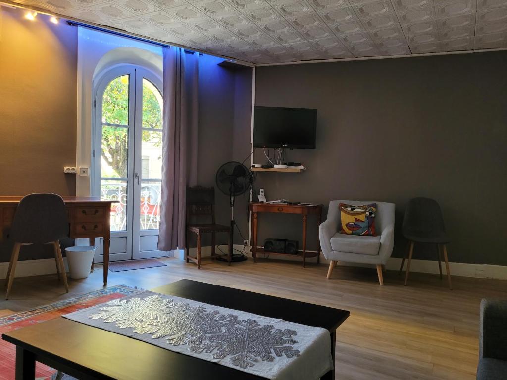 Bel Appartement Bagneres De Luchon Centre