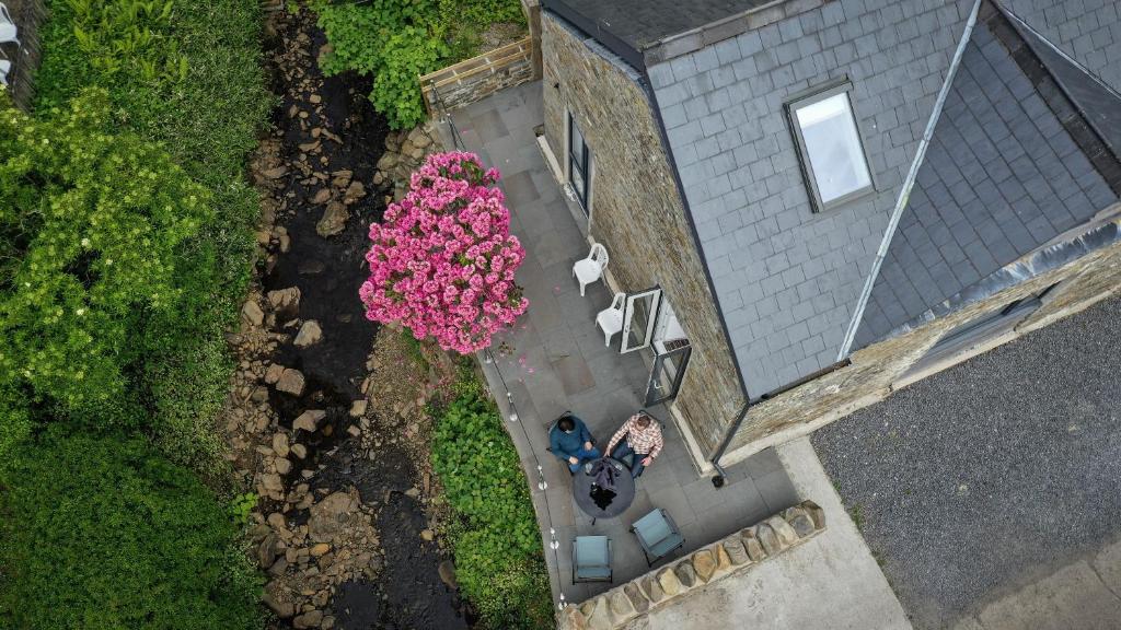 Swansea Valley Holiday Cottages (Cilybebyll)