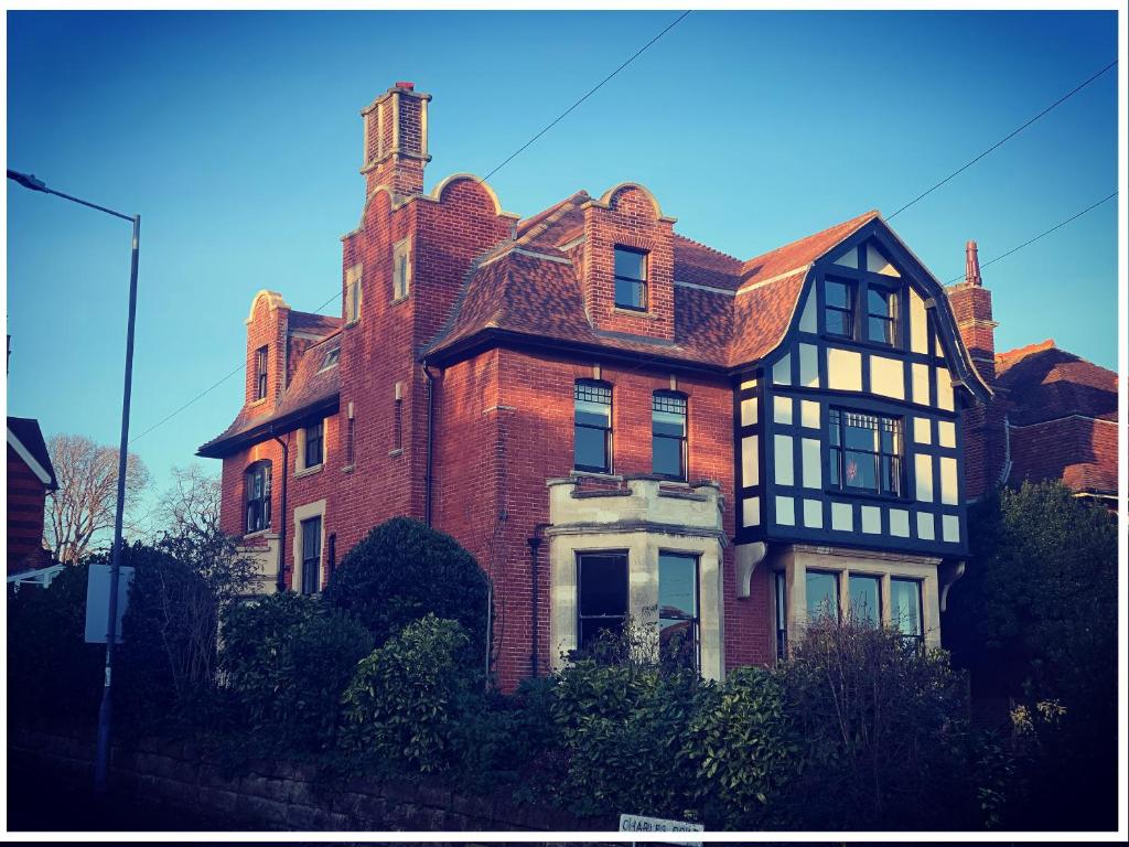 The Knowle at St Leonards (St. Leonards)