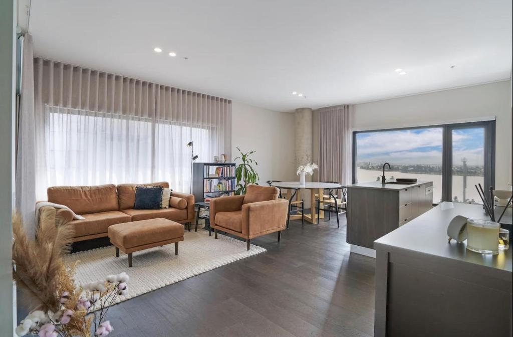 Luxe Apartment