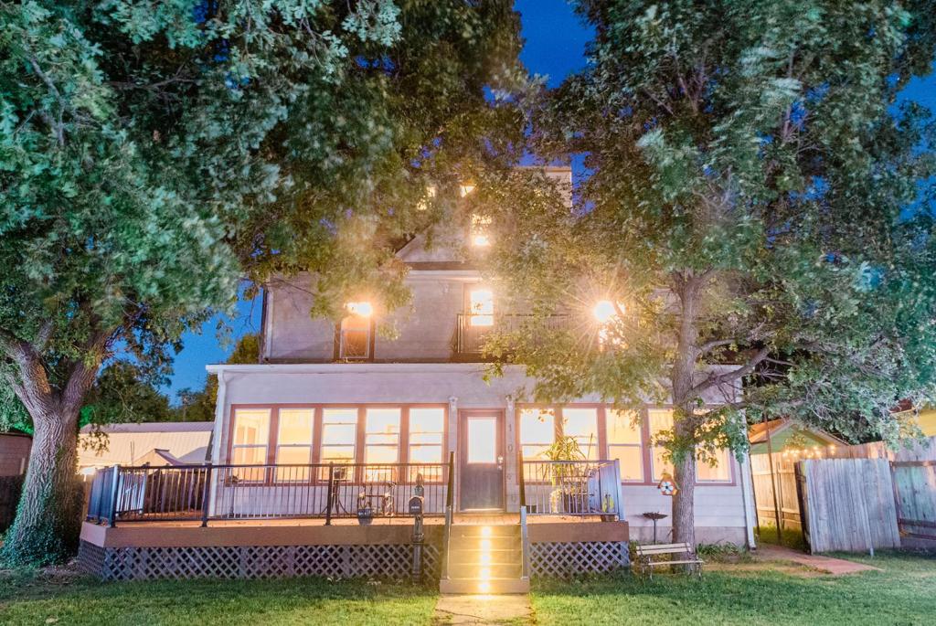 The Wolf Manor (Ellinwood)
