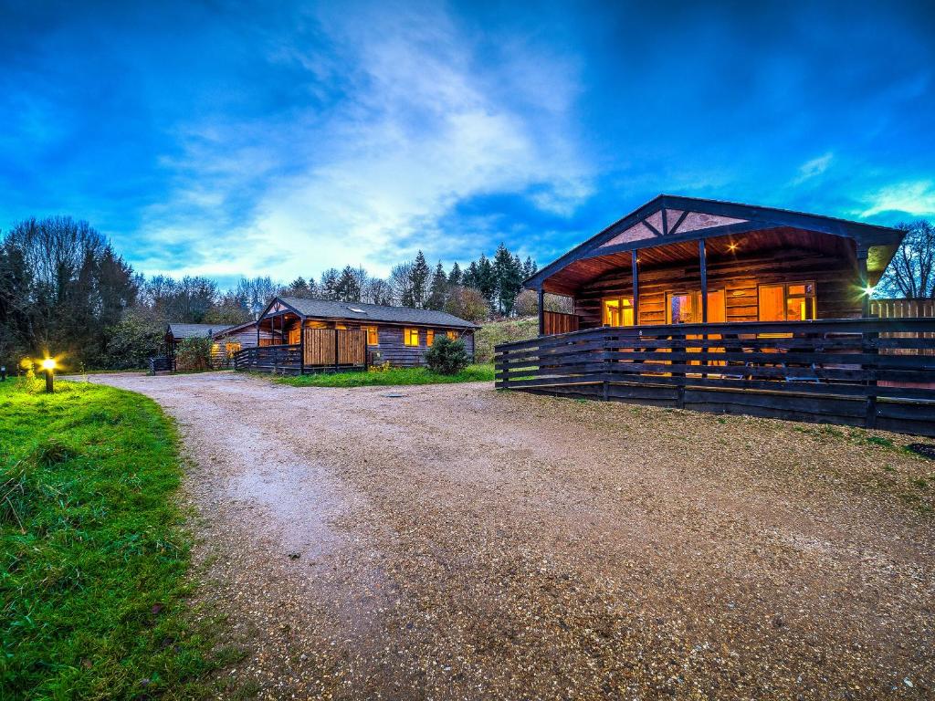 New Forest Lodges (Cranborne)