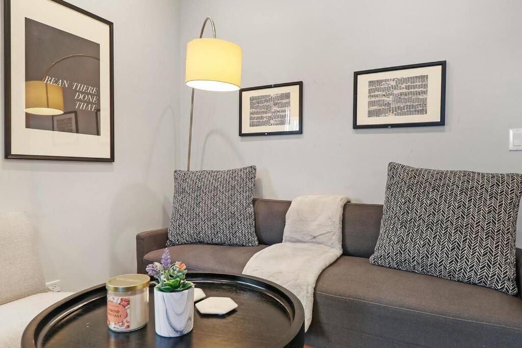3BR Completely Furnished Home with In-unit Laundry - Division 301W
