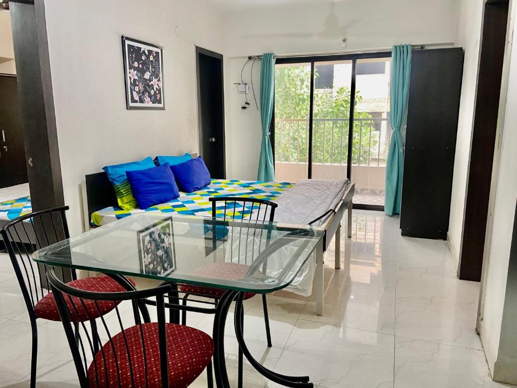 Peaceful Entire 2 BHK Free Wi Fi Parking Kharadi