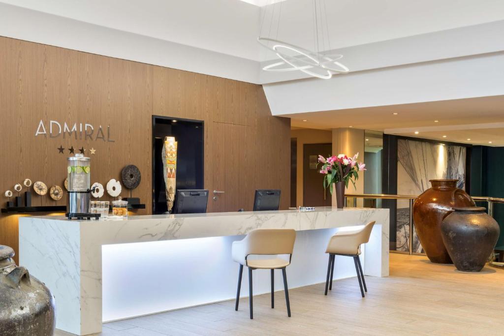 Best Western Plus Hotel Admiral (La Tour-de-Salvagny)