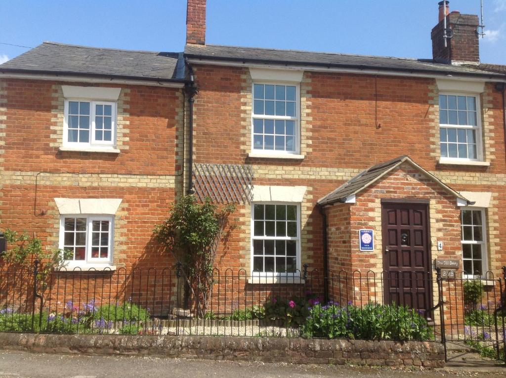 The Old Dairy (Waddesdon)