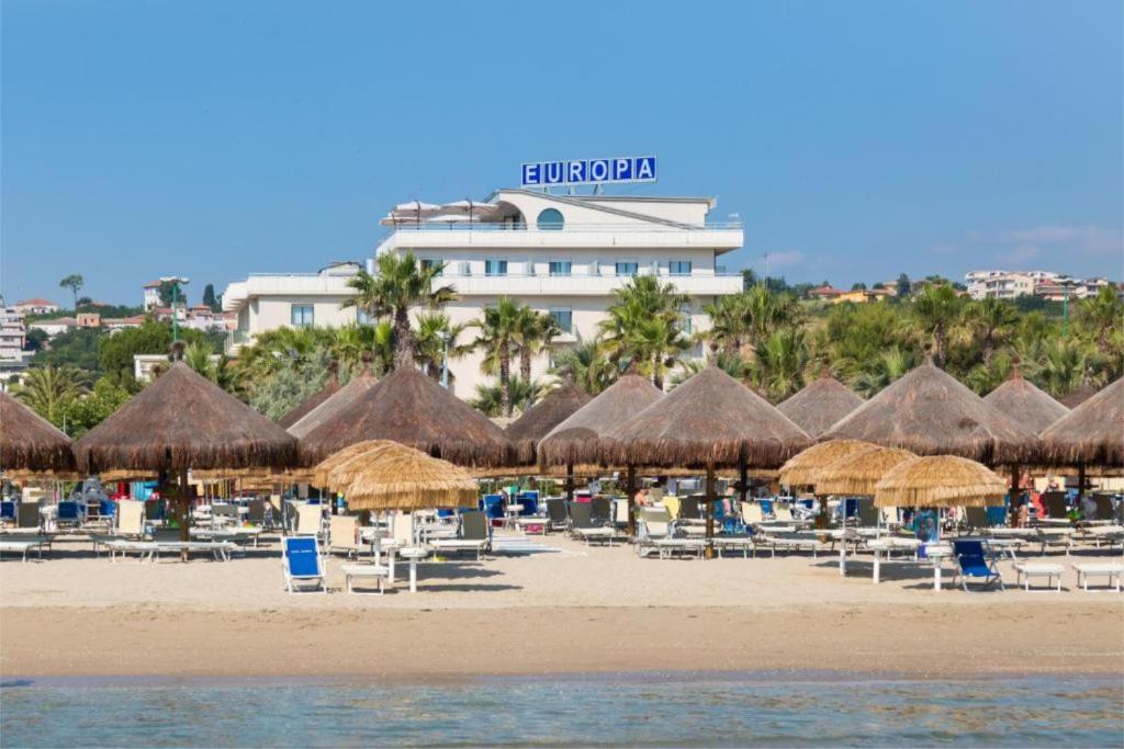 Hotel Europa Beach Village (Giulianova)