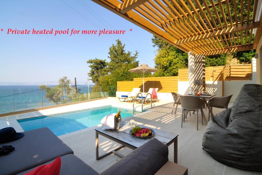 Casa del Mar (Mpoukaris)