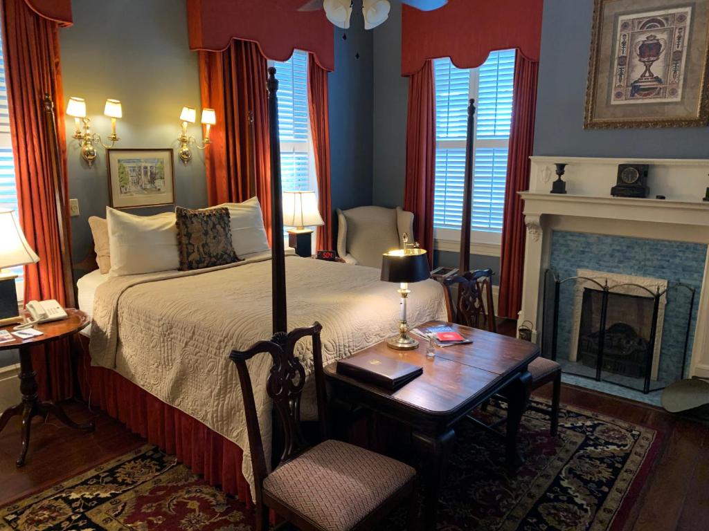1842 Inn (Macon)
