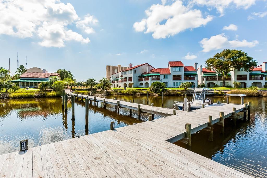 The Inn at St Thomas Square 1304A (Panama City Beach)