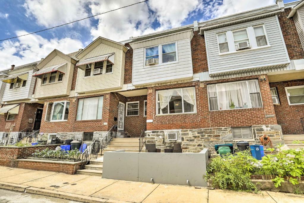 South Philly Townhome 3 Mi to Center City